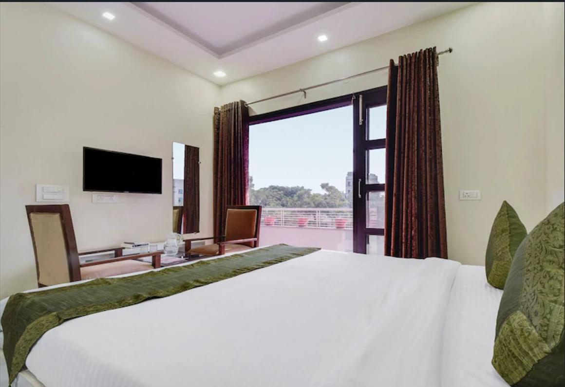 The Shashank Villa Панчкула Екстер'єр фото