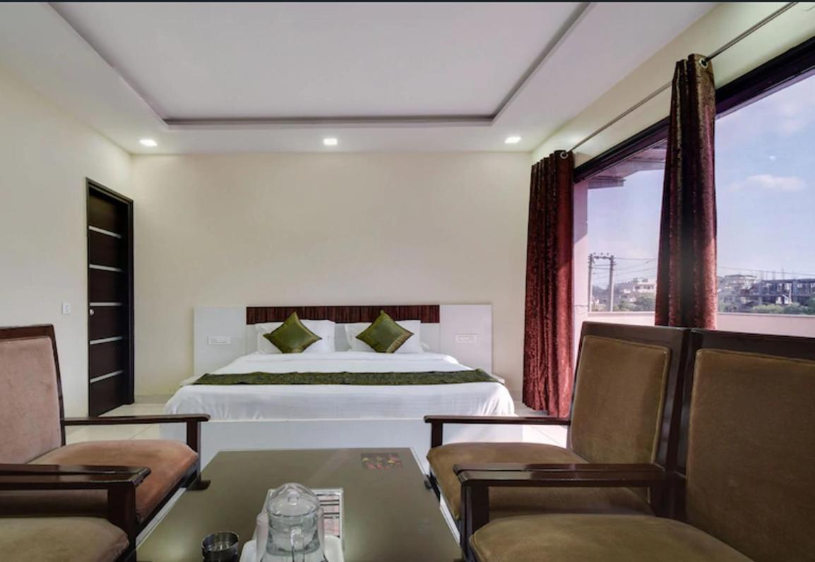 The Shashank Villa Панчкула Екстер'єр фото