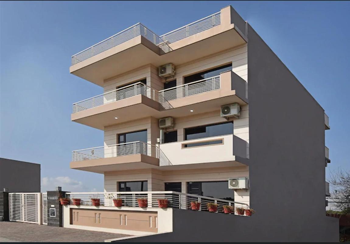 The Shashank Villa Панчкула Екстер'єр фото